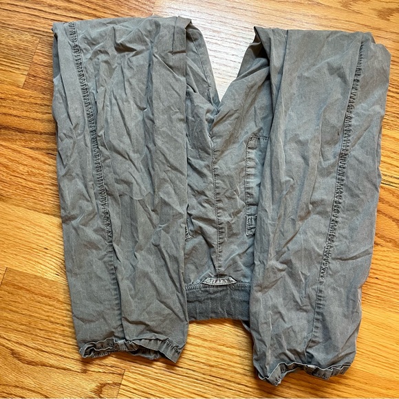 Standard James Perse gray cargo pull on drawstring pants size 0 - Picture 4 of 7